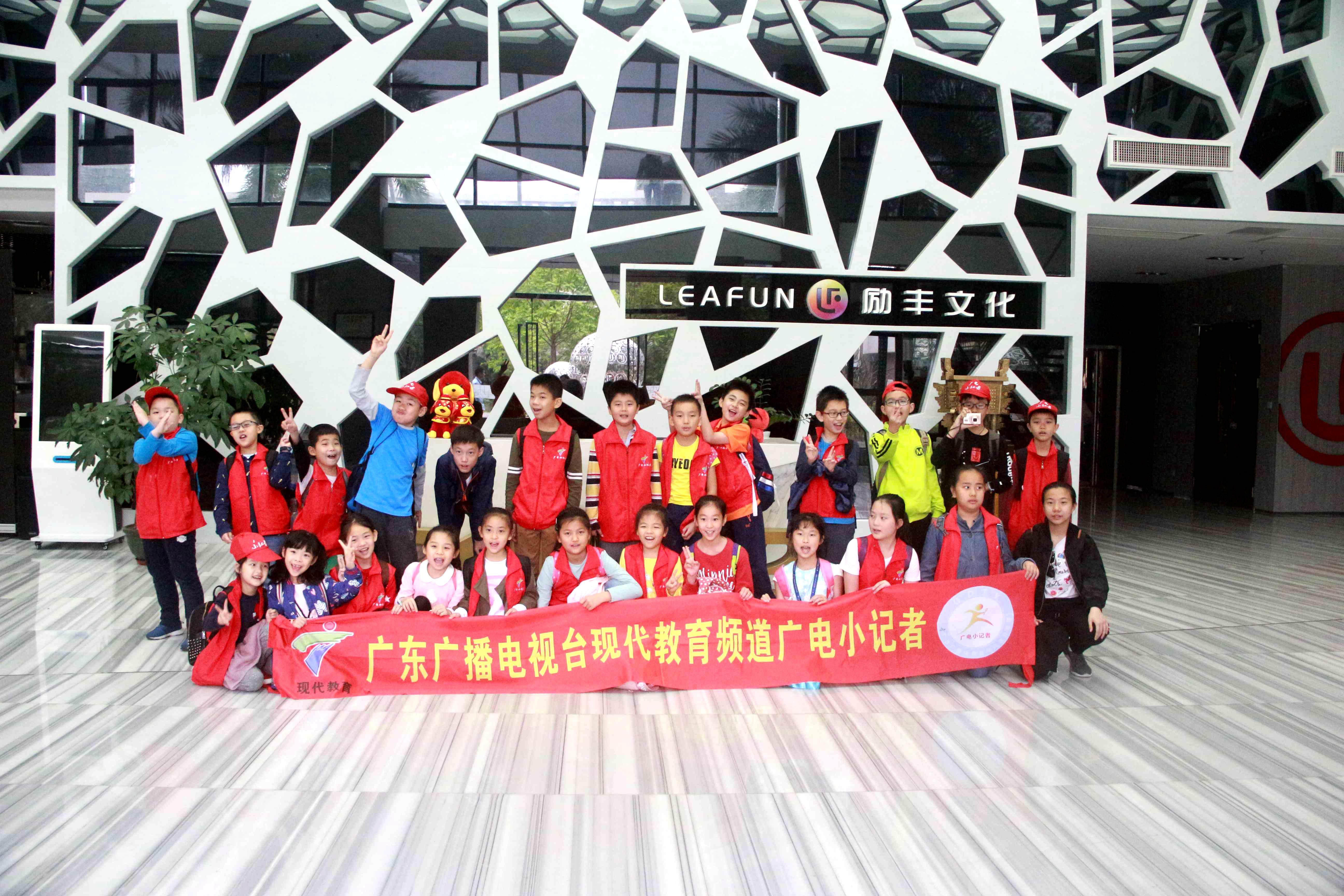 2025新澳门全年免费原料网