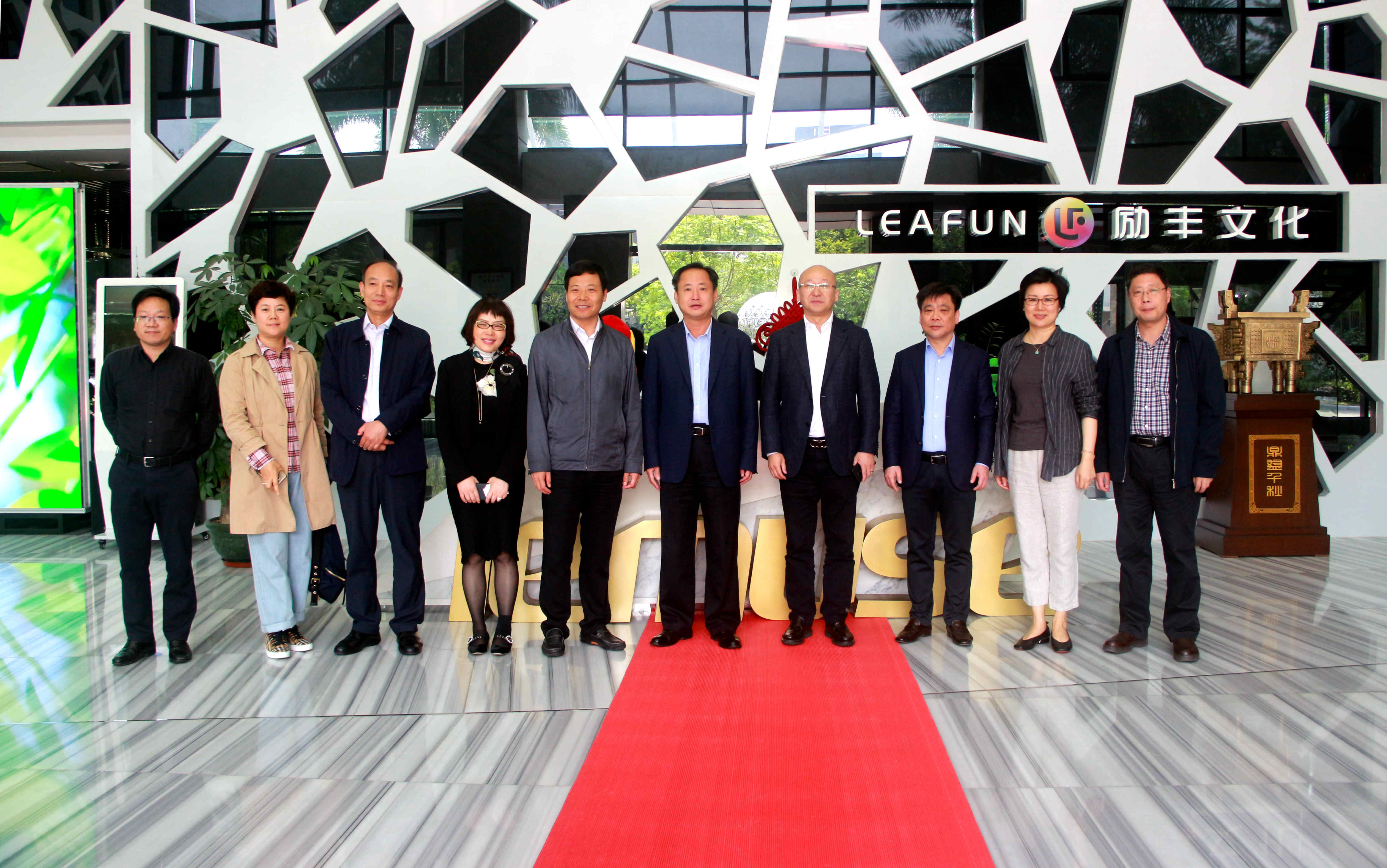 2025新澳门全年免费原料网