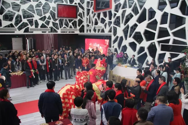 2025新澳门全年免费原料网