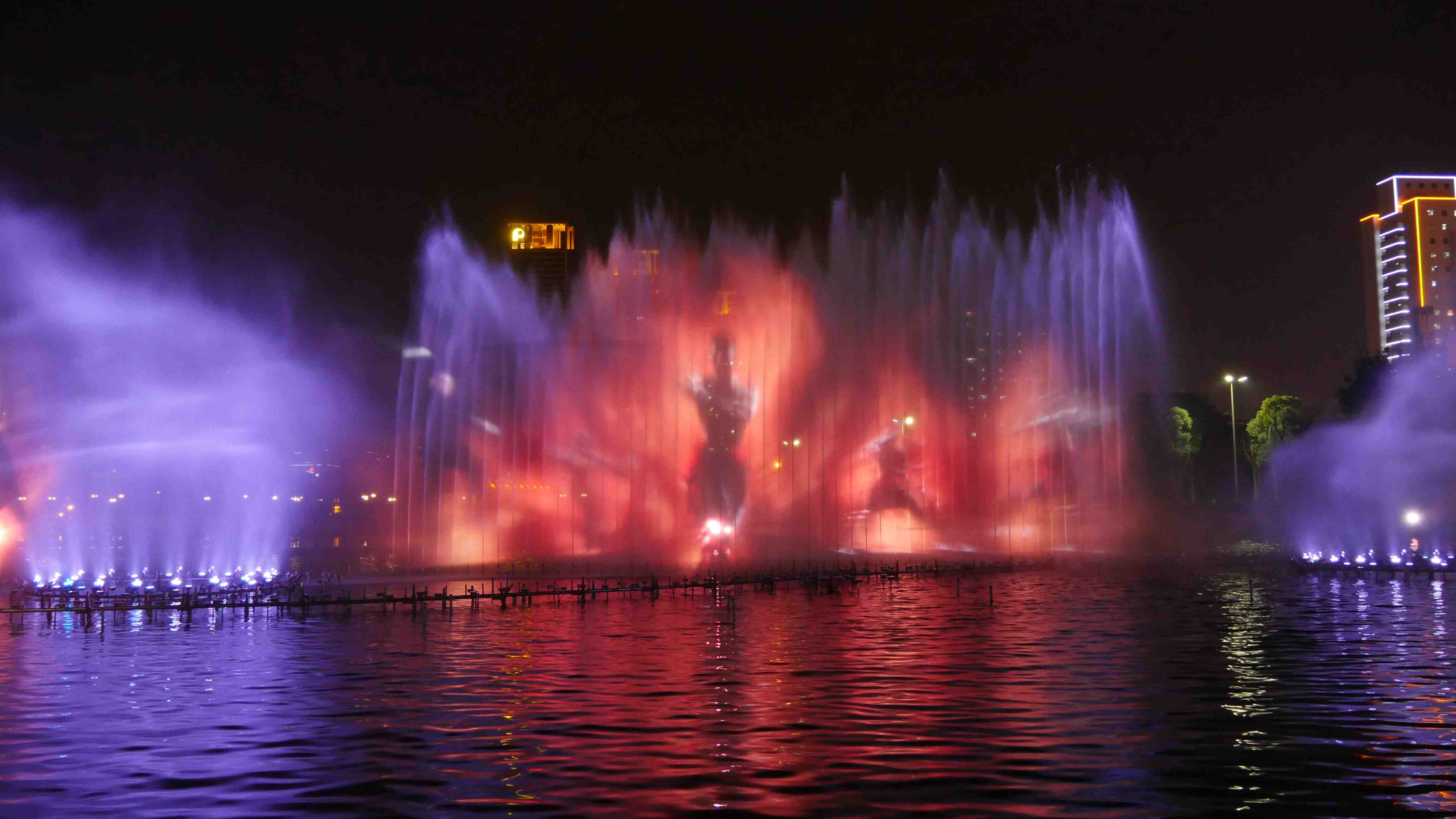 2025新澳门全年免费原料网