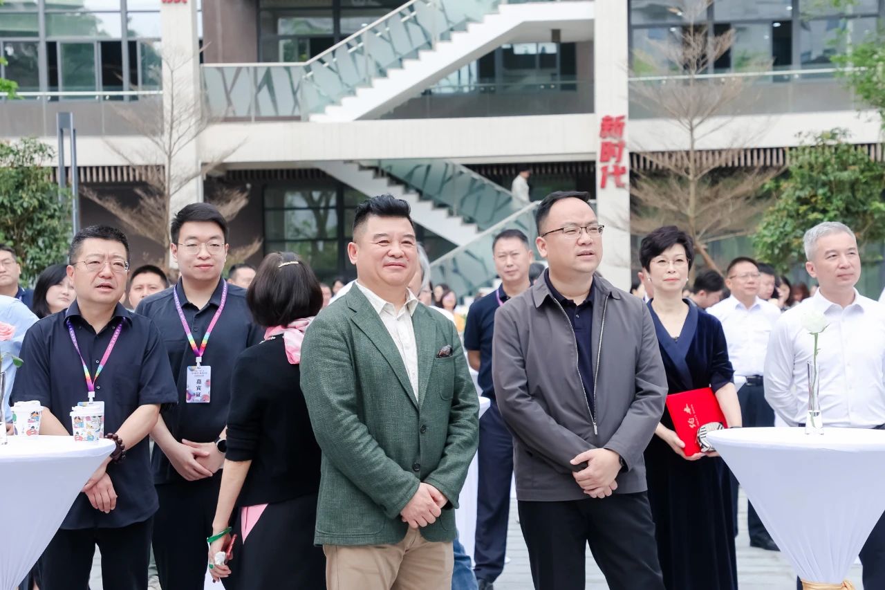 2025新澳门全年免费原料网