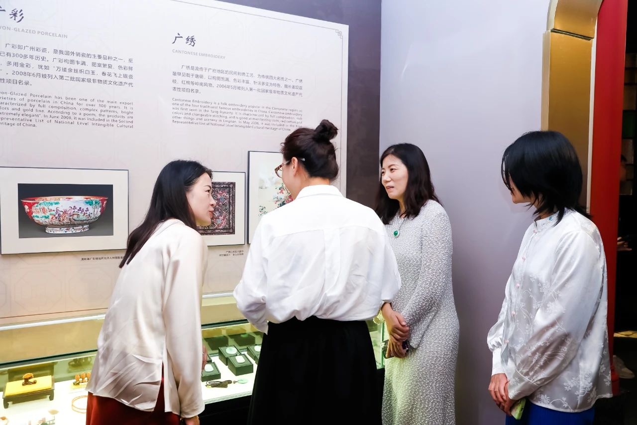 2025新澳门全年免费原料网